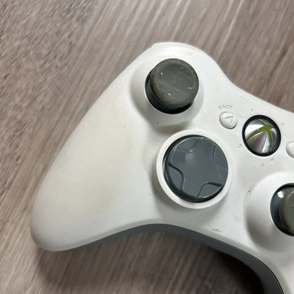 Microsoft Xbox 360 Wireless Controller White Tested Works NO Battery Cover READ